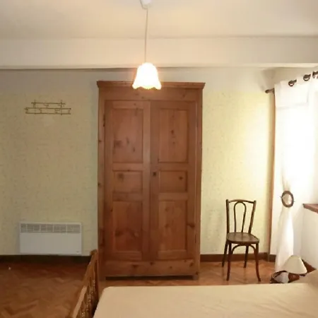 Апартаменты Lou Filadour 1ere Etage 5 Personnes *