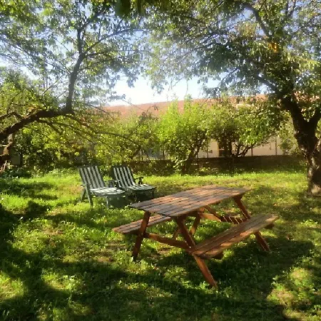 Apartament Lou Filadour 1ere Etage 5 Personnes *